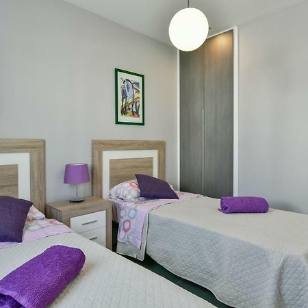 Апартаменти Oasis Beach IX Puntaprima Торрев'єха Екстер'єр фото