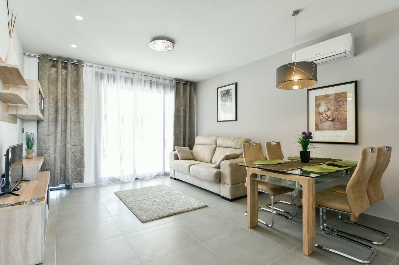 Апартаменти Oasis Beach IX Puntaprima Торрев'єха Екстер'єр фото