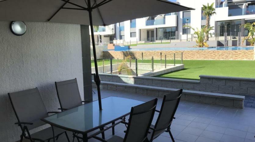 Апартаменти Oasis Beach IX Puntaprima Торрев'єха Екстер'єр фото